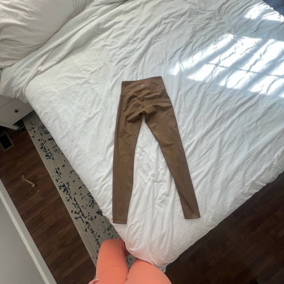 Lululemon wunder under smooth high rise copper matte metallic leggings 4 - Picture 14 of 16
